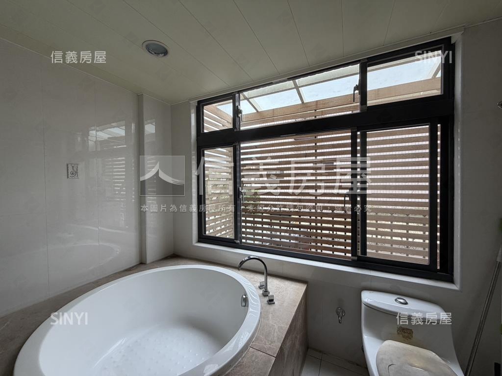 明湖樹海邊間別墅房屋室內格局與周邊環境