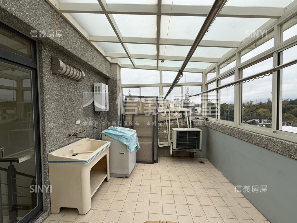 明湖樹海邊間別墅房屋室內格局與周邊環境