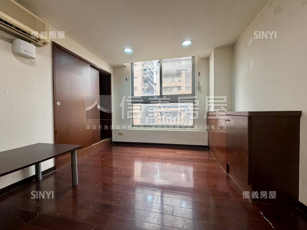 ☆下南崁爵仕堡低總價兩房房屋室內格局與周邊環境