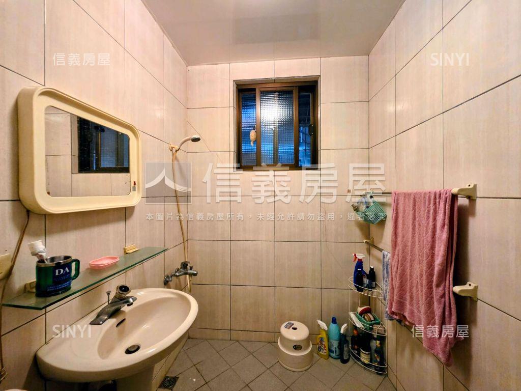 格局方正三房美寓房屋室內格局與周邊環境