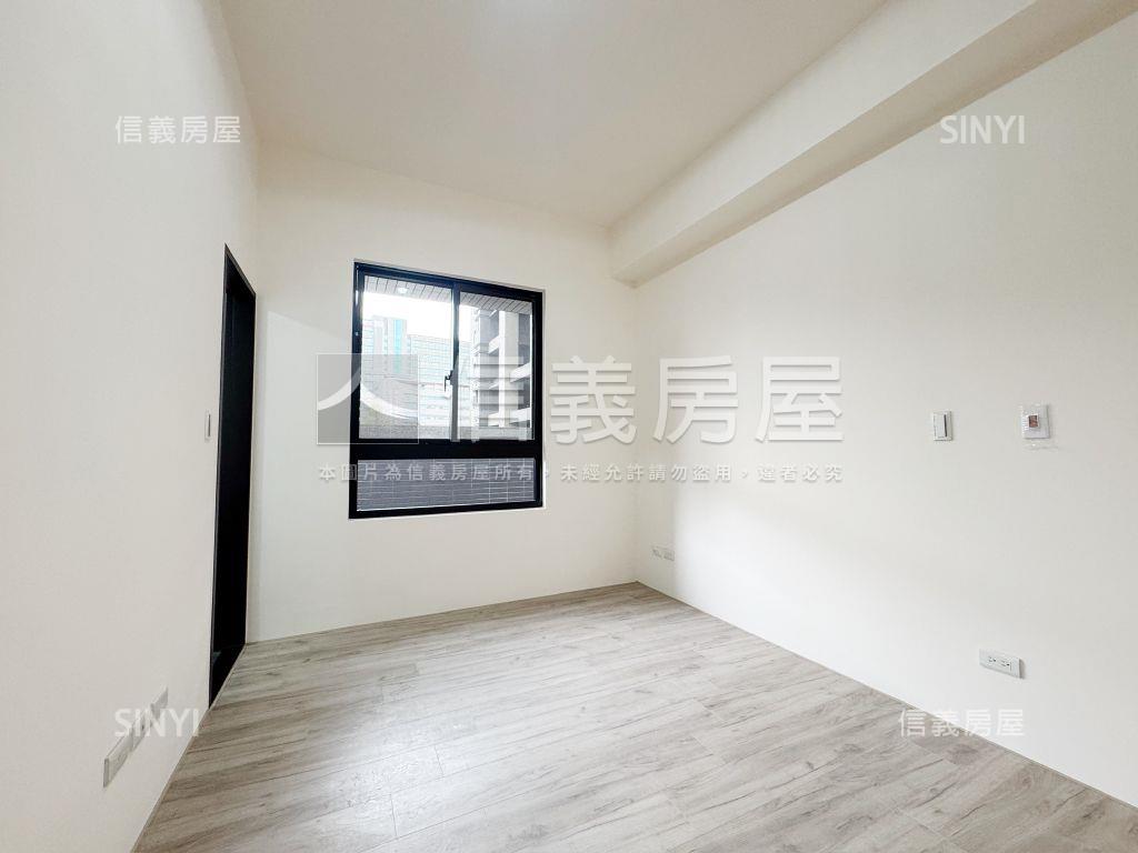 彩玉前後露臺三房車位房屋室內格局與周邊環境