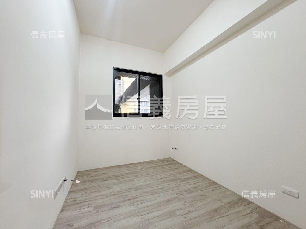 彩玉前後露臺三房車位房屋室內格局與周邊環境