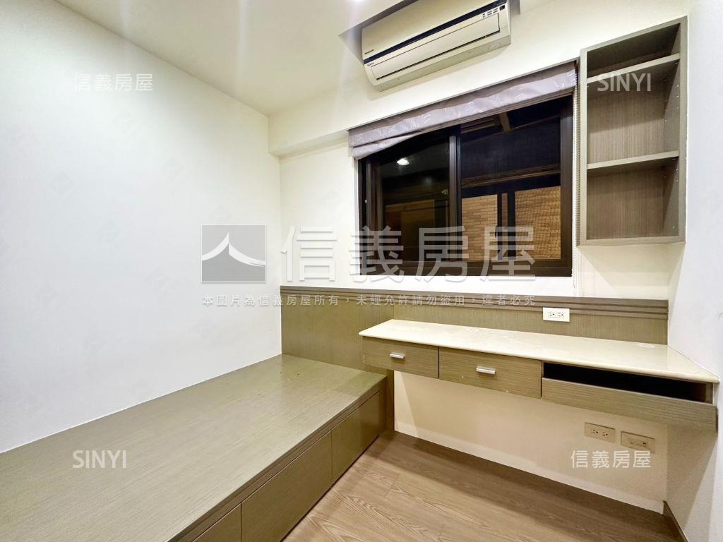 捷運家境高樓景觀四房車位房屋室內格局與周邊環境