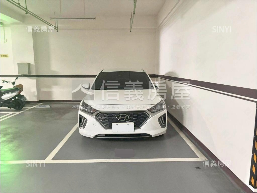 興大三房平車先看這間房屋室內格局與周邊環境
