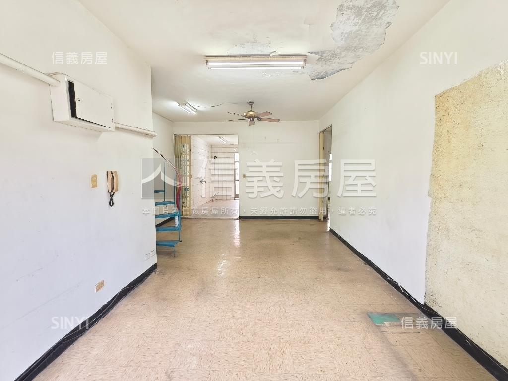 近捷運公園三房大空間房屋室內格局與周邊環境