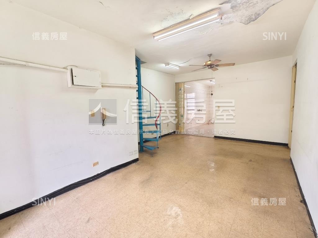 近捷運公園三房大空間房屋室內格局與周邊環境