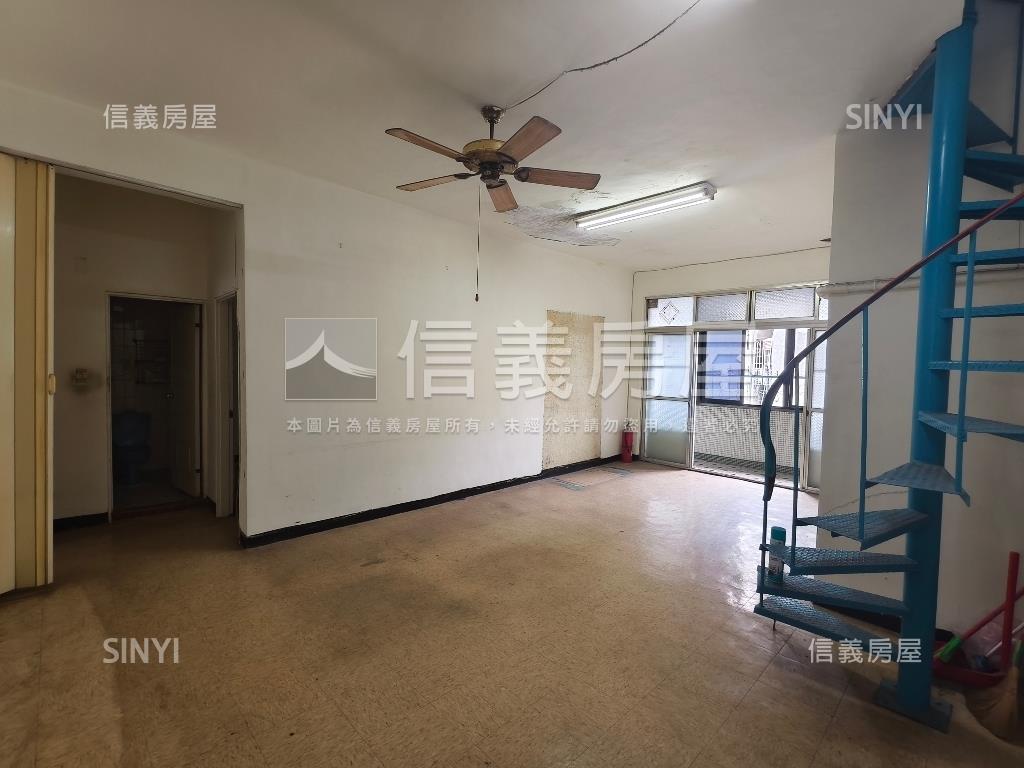 近捷運公園三房大空間房屋室內格局與周邊環境