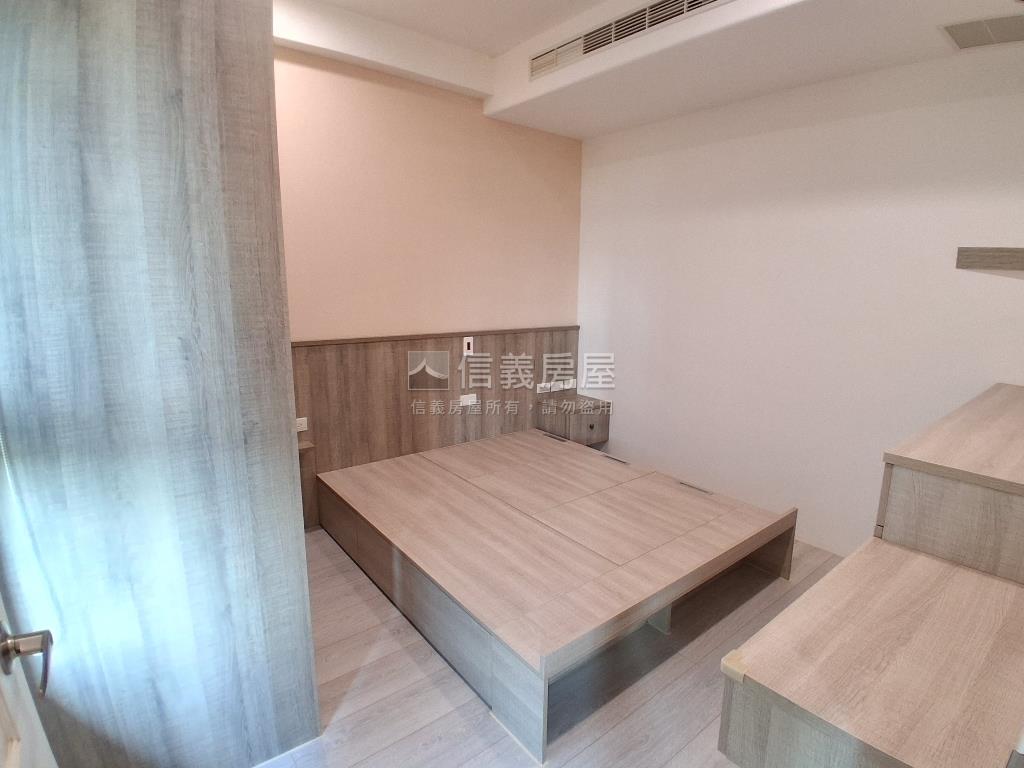 興之居兩房車位房屋室內格局與周邊環境