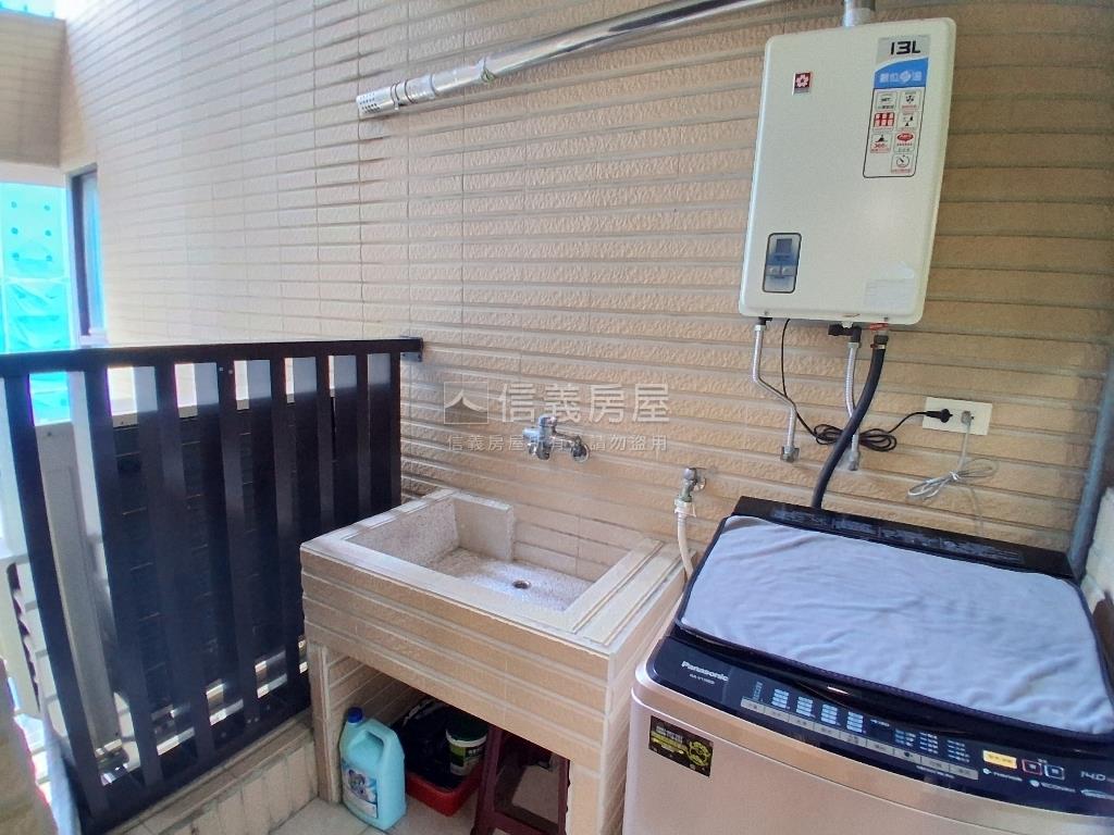 興之居兩房車位房屋室內格局與周邊環境