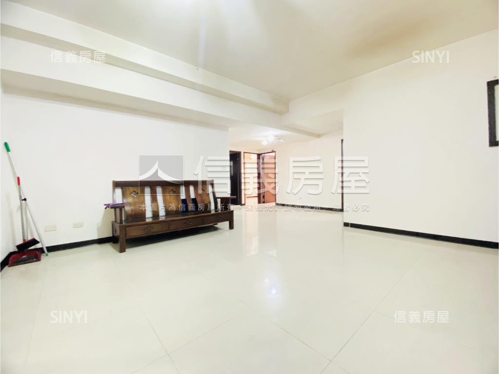 羅浮花園皇者降臨雙車位房屋室內格局與周邊環境