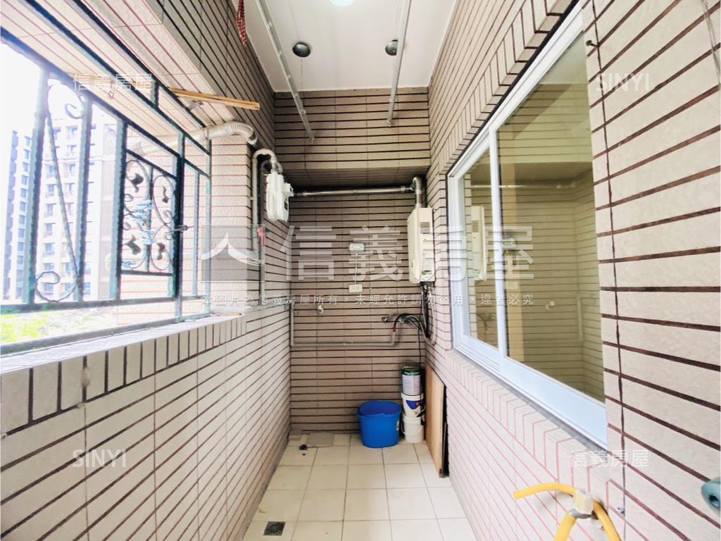 羅浮花園皇者降臨雙車位房屋室內格局與周邊環境