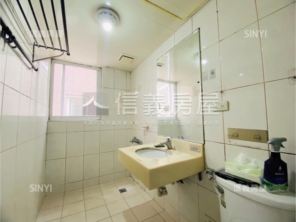 羅浮花園皇者降臨雙車位房屋室內格局與周邊環境