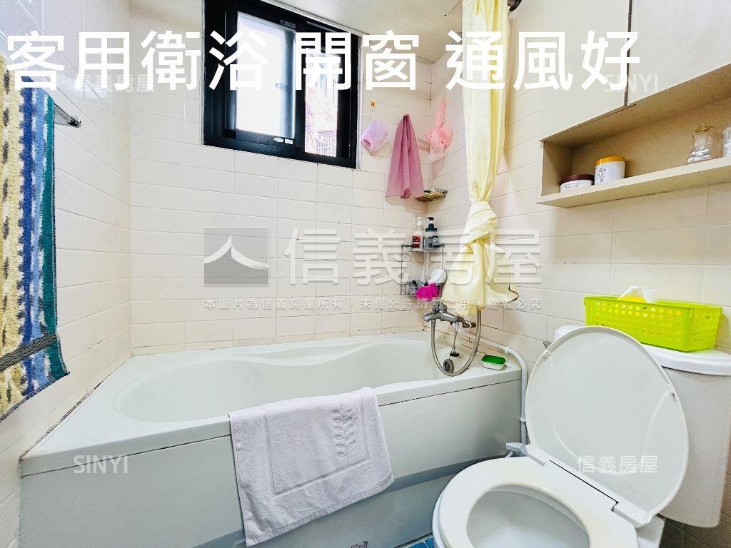 榮星花園電梯３房坡平車位房屋室內格局與周邊環境