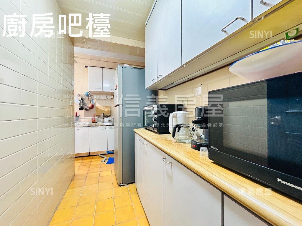 榮星花園電梯３房坡平車位房屋室內格局與周邊環境