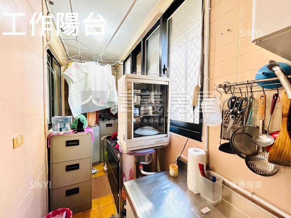 榮星花園電梯３房坡平車位房屋室內格局與周邊環境