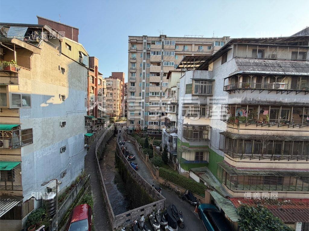 安泰美寓靜巷四房房屋室內格局與周邊環境