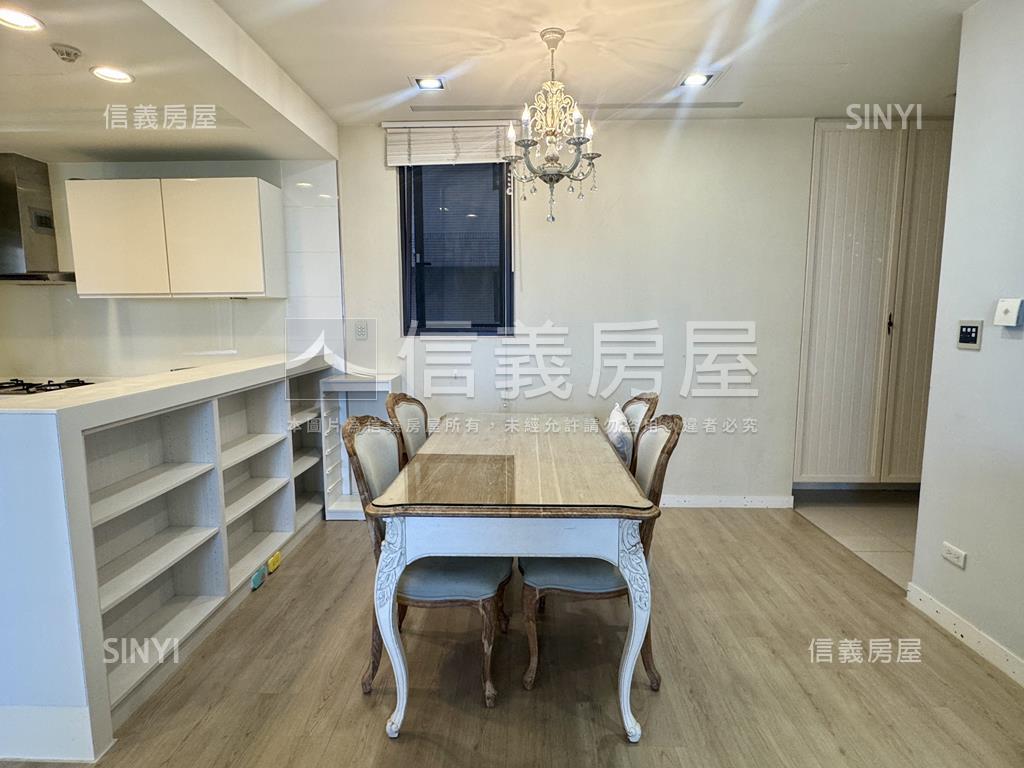 左岸鄉村風２房平面車位房屋室內格局與周邊環境