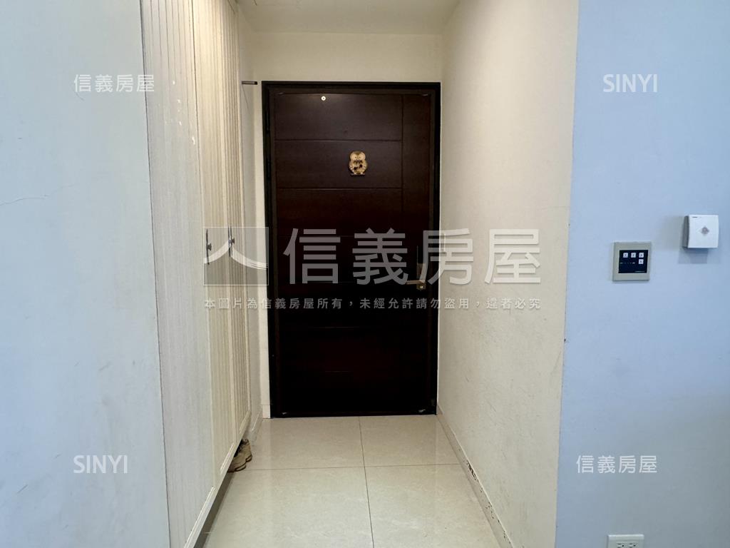 左岸鄉村風２房平面車位房屋室內格局與周邊環境