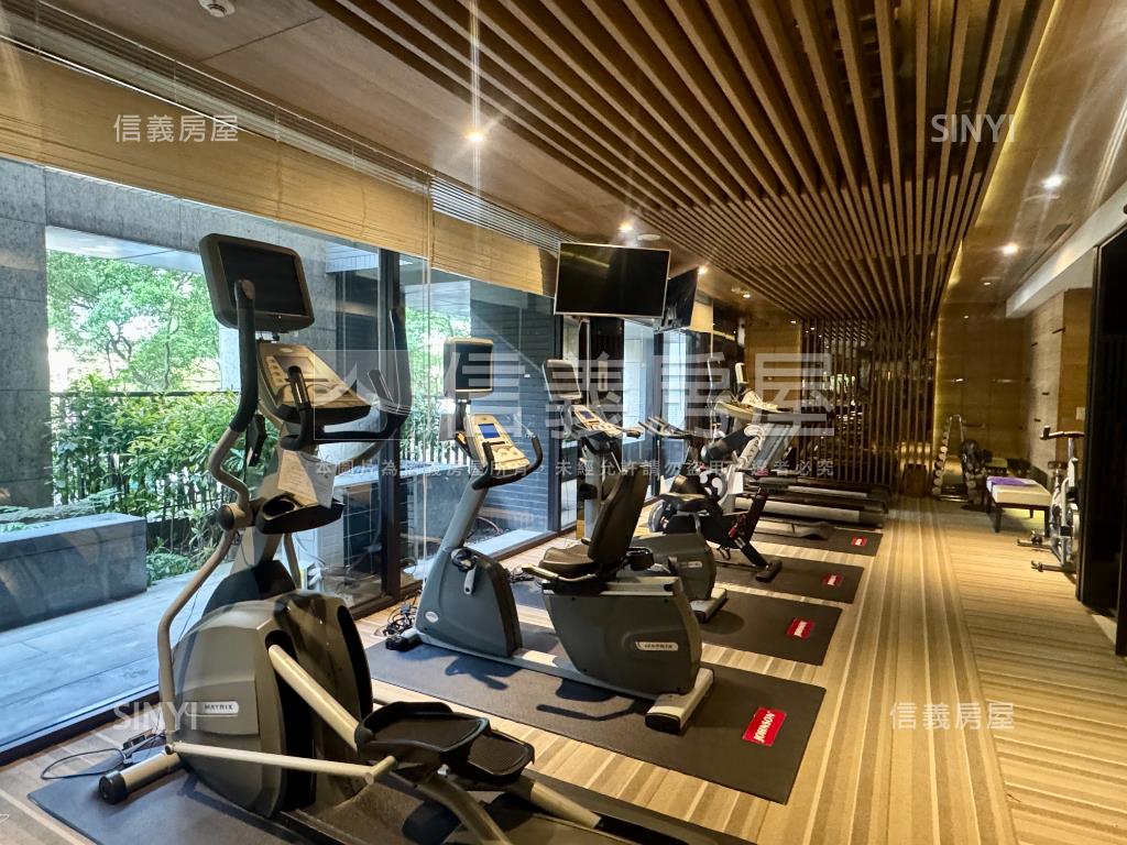 左岸鄉村風２房平面車位房屋室內格局與周邊環境