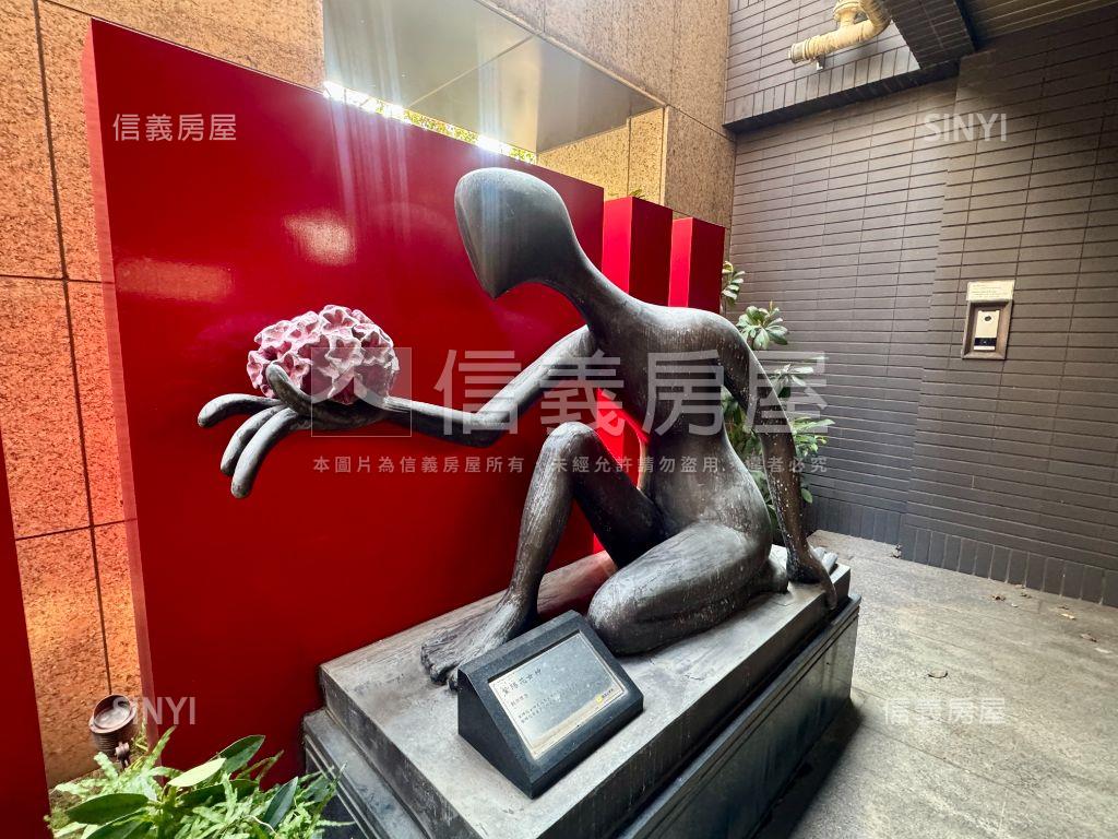 左岸鄉村風２房平面車位房屋室內格局與周邊環境