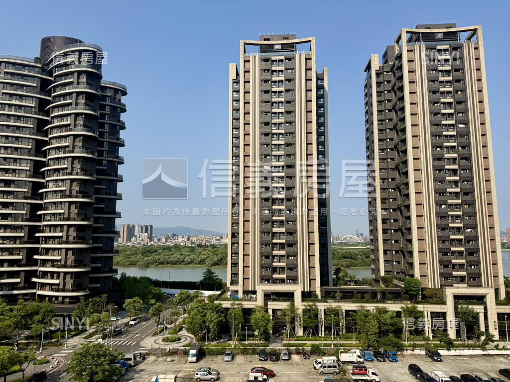 左岸鄉村風２房平面車位房屋室內格局與周邊環境