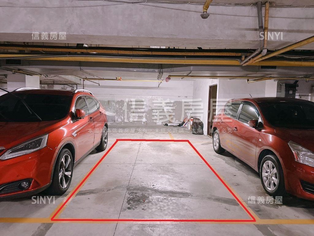 加蒂御林園高樓景三房車位房屋室內格局與周邊環境