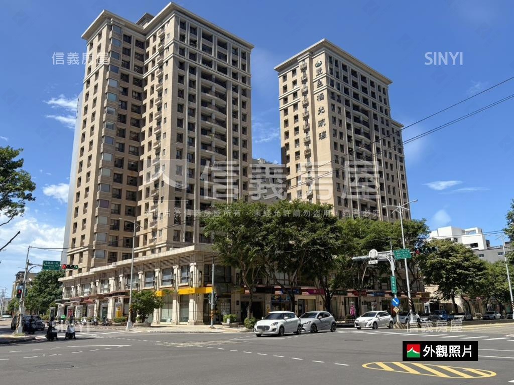 高鐵區稀有極光琉璃附車位房屋室內格局與周邊環境