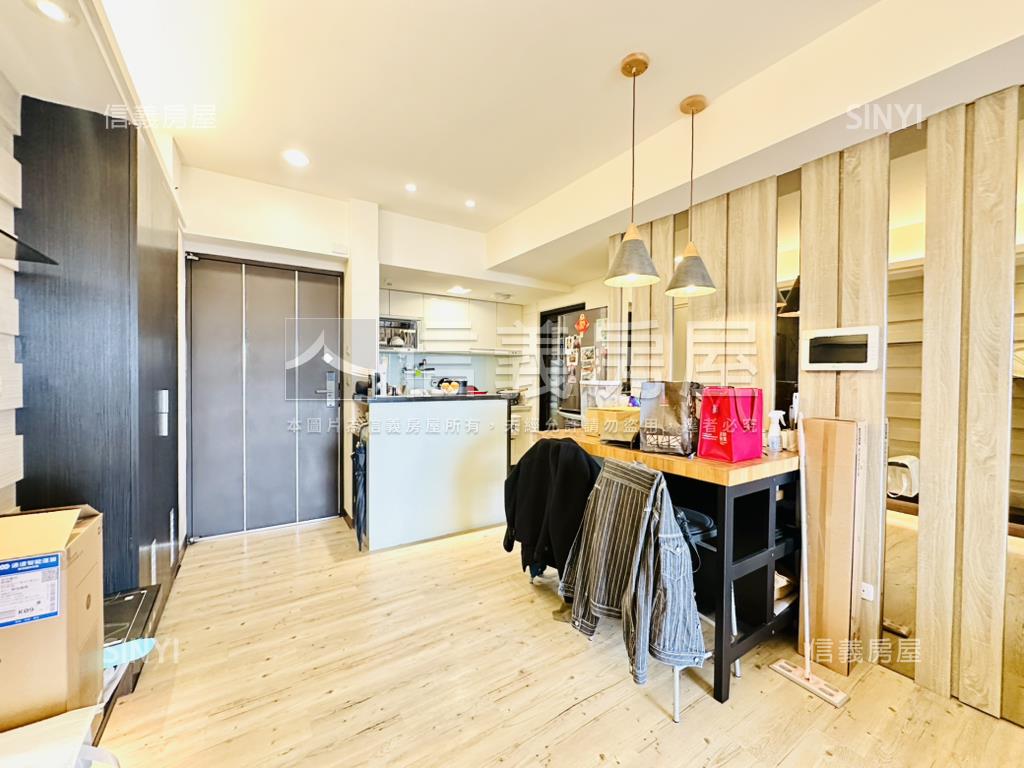 近中國醫天青硯三房附車位房屋室內格局與周邊環境