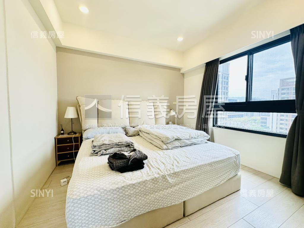 近中國醫天青硯三房附車位房屋室內格局與周邊環境