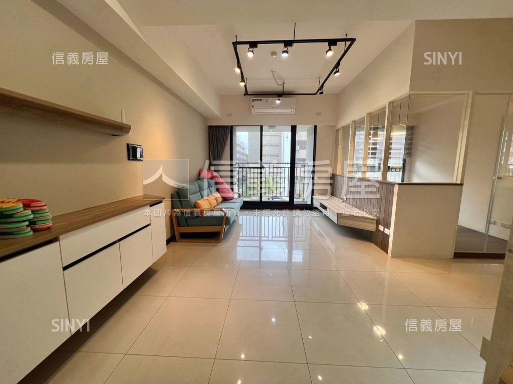 興大苑採光露台平車美三房房屋室內格局與周邊環境