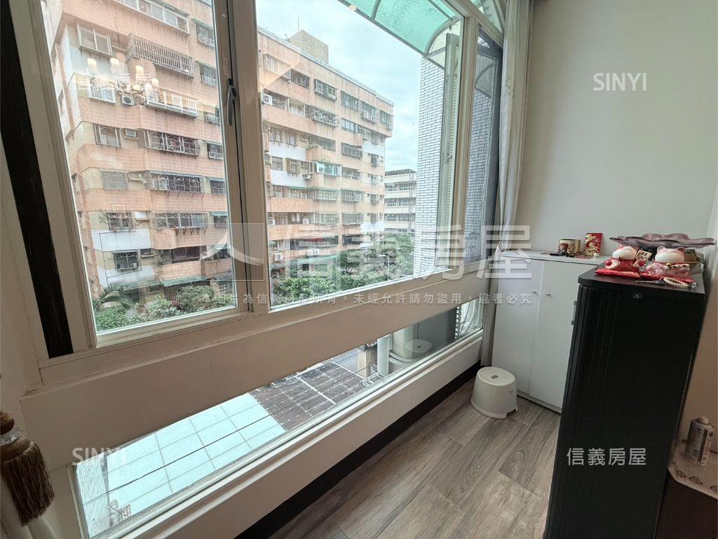 明湖質感美裝樓中樓房屋室內格局與周邊環境