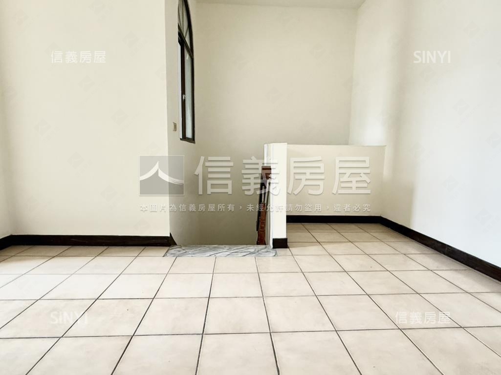 近１４期潭子大地坪透天房屋室內格局與周邊環境