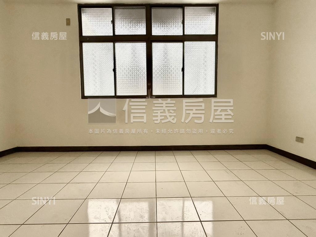 近１４期潭子大地坪透天房屋室內格局與周邊環境