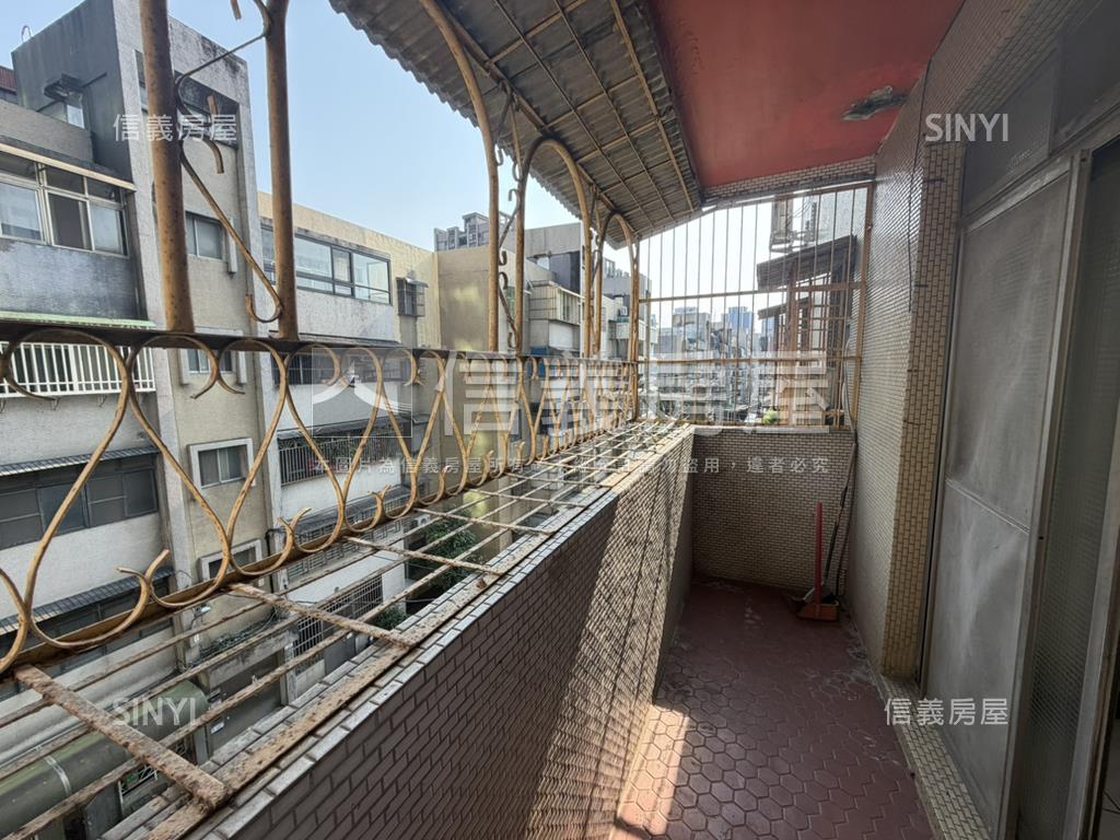 重劃區近學校三房美宅房屋室內格局與周邊環境