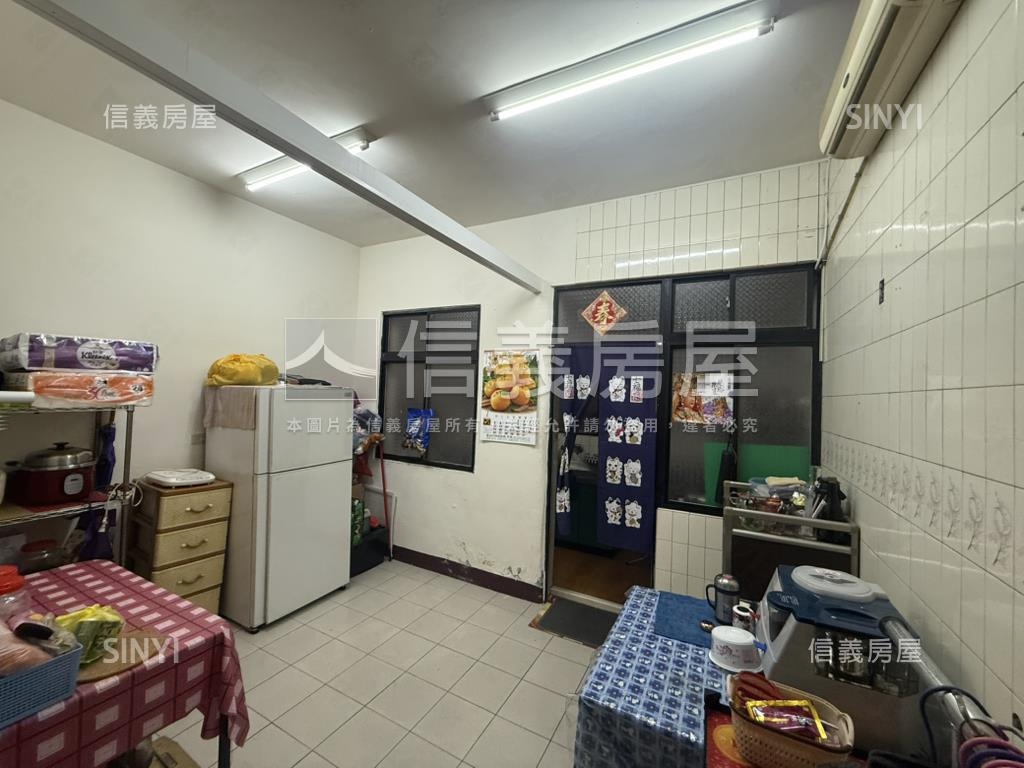 水湳角間活路透天房屋室內格局與周邊環境