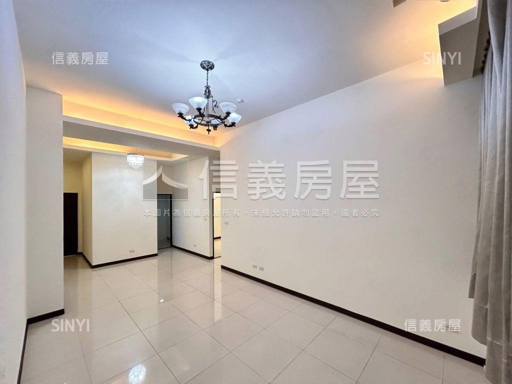 捷運迴龍捷運家境一樓房屋室內格局與周邊環境