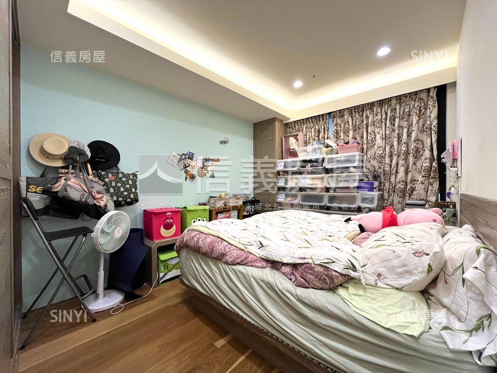 Ａ９峰閣四房平面車位房屋室內格局與周邊環境