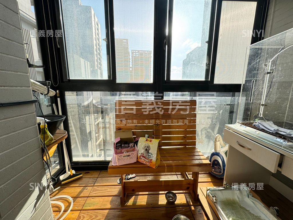 Ａ９峰閣四房平面車位房屋室內格局與周邊環境