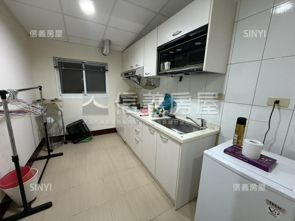 觀亭街收租透天房屋室內格局與周邊環境