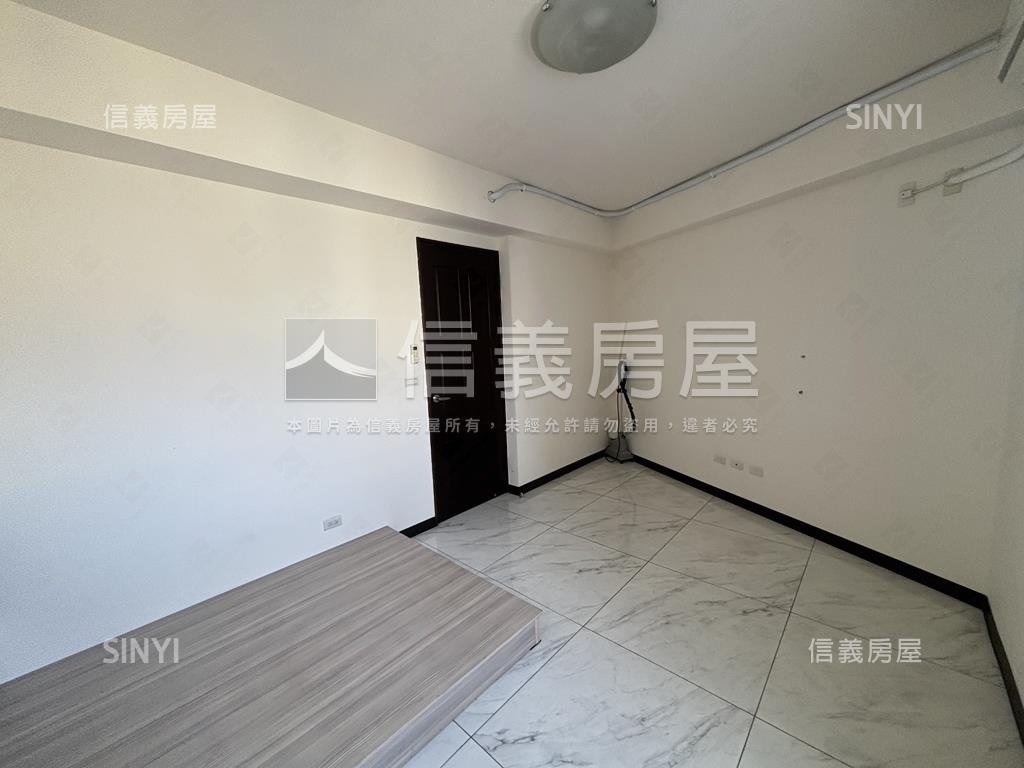 ［誠售］豐原臨路角間透店房屋室內格局與周邊環境