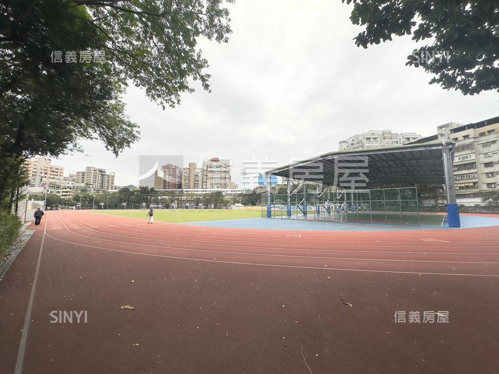 捷運蒲陽雙和高樓兩房車位房屋室內格局與周邊環境