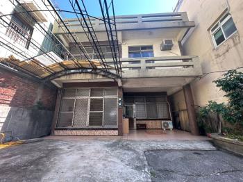 近未來體育園區大地坪透天
