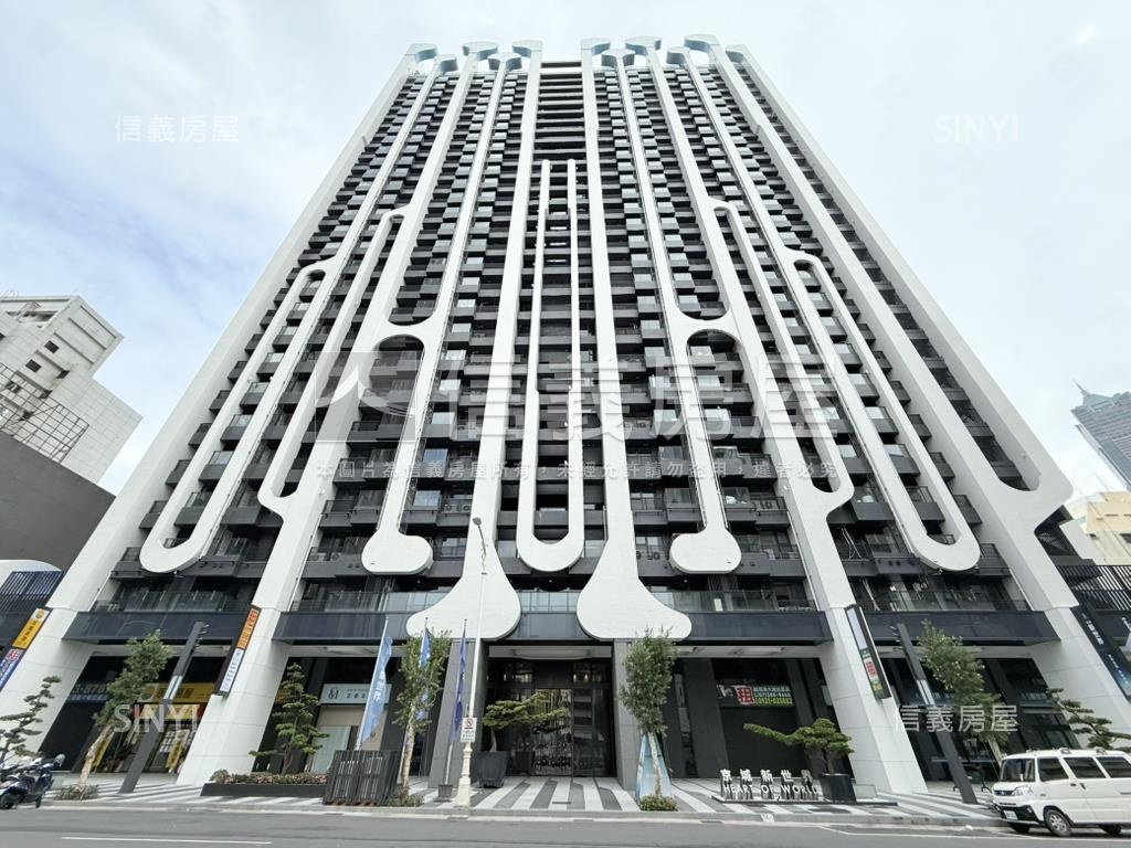 京城新世界景觀兩房平車房屋室內格局與周邊環境