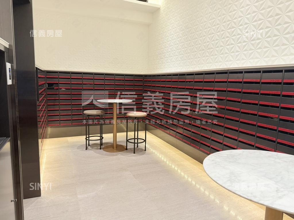 京城新世界景觀兩房平車房屋室內格局與周邊環境