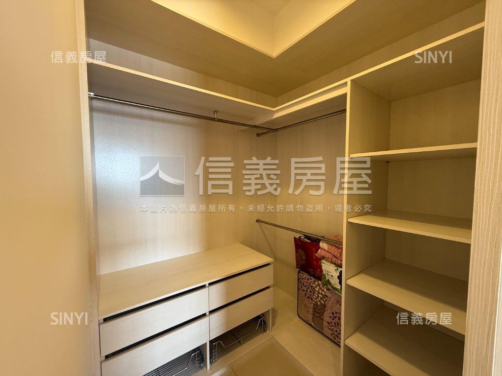 學校旁☆新帝標★兩房車位房屋室內格局與周邊環境