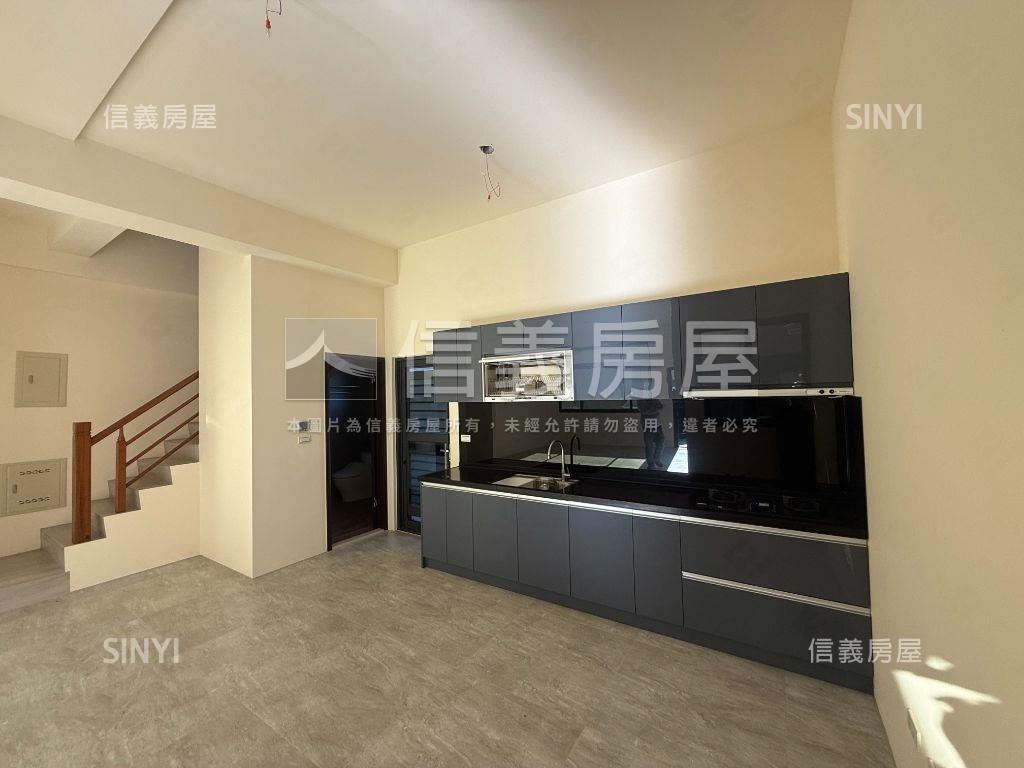 科技產業園區旁全新別墅Ｃ房屋室內格局與周邊環境