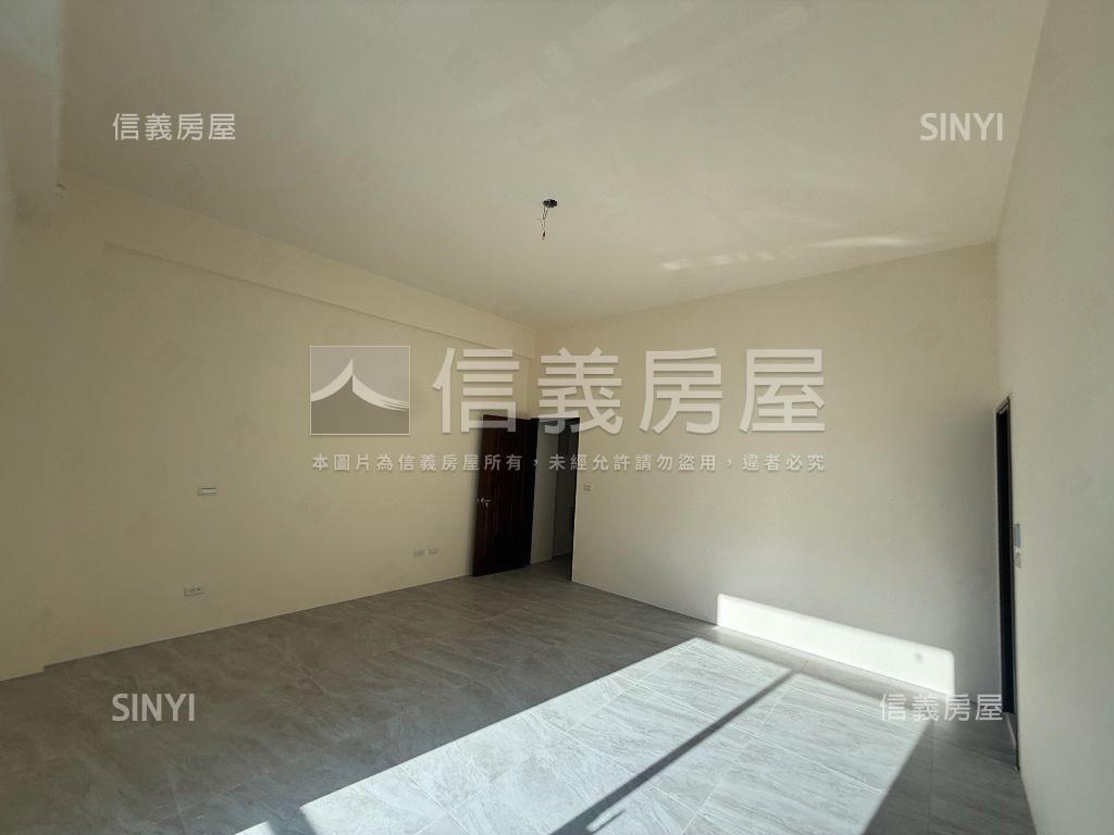 科技產業園區旁全新別墅Ｃ房屋室內格局與周邊環境