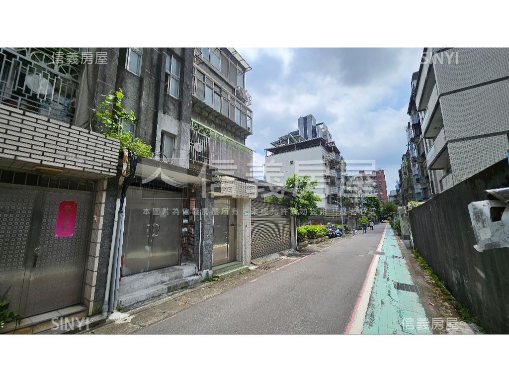 森林公園商一朝南一樓房屋室內格局與周邊環境