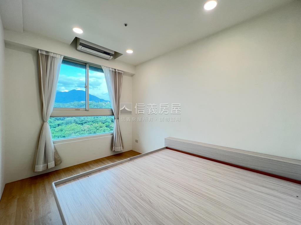 ＶＩＴＡ高樓山景質感三房房屋室內格局與周邊環境
