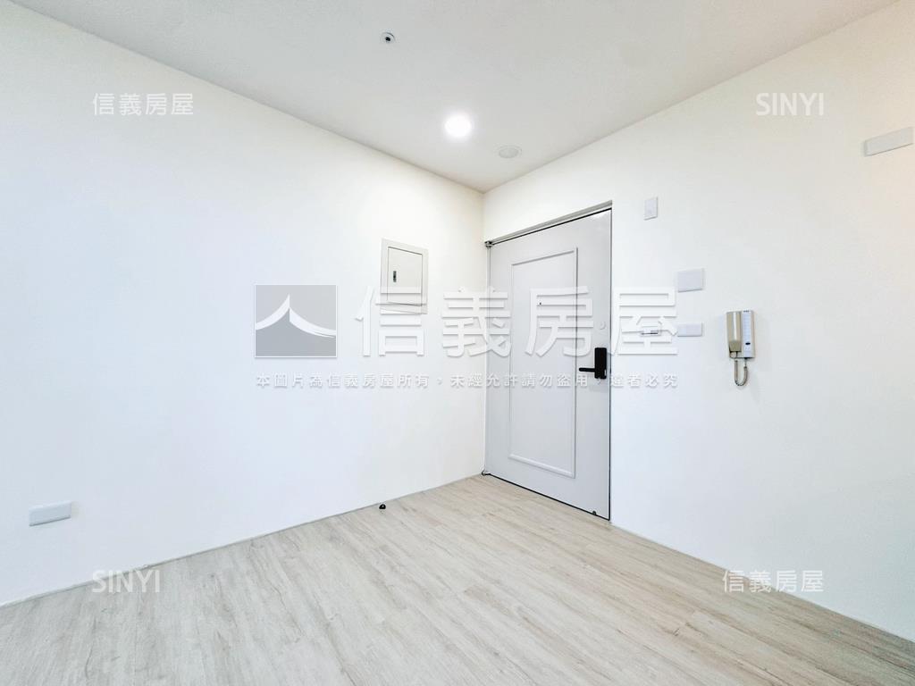 近捷運精裝３房邊間採光房屋室內格局與周邊環境